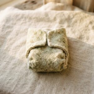 MOUSKA Petite moss nappy